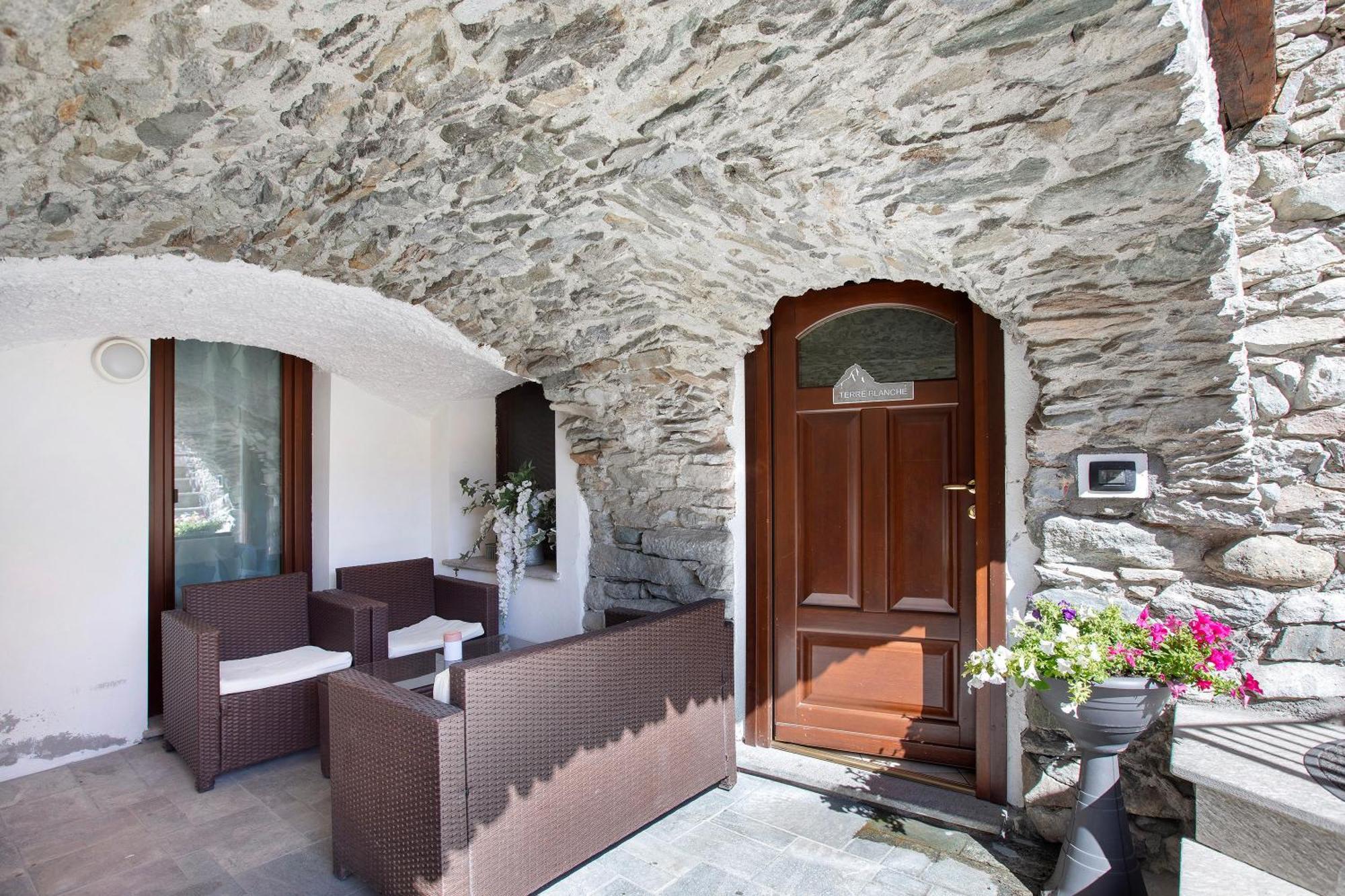 Maison Bebe Terre Blanche Aosta Esterno foto